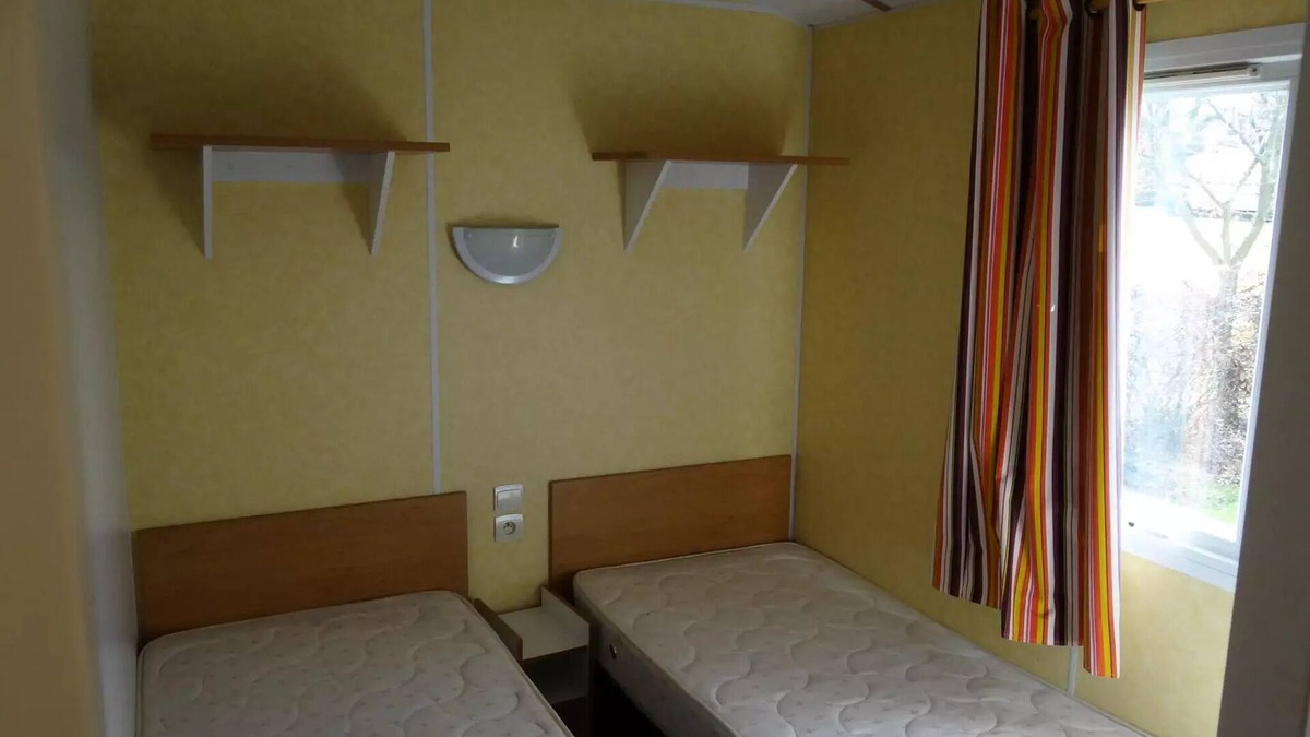 Sainte-Reine-de-Bretagne House | Campsite Le Deffay * - Mobile Home 2 bedrooms MH Eli (without sheets or towels) 4 people