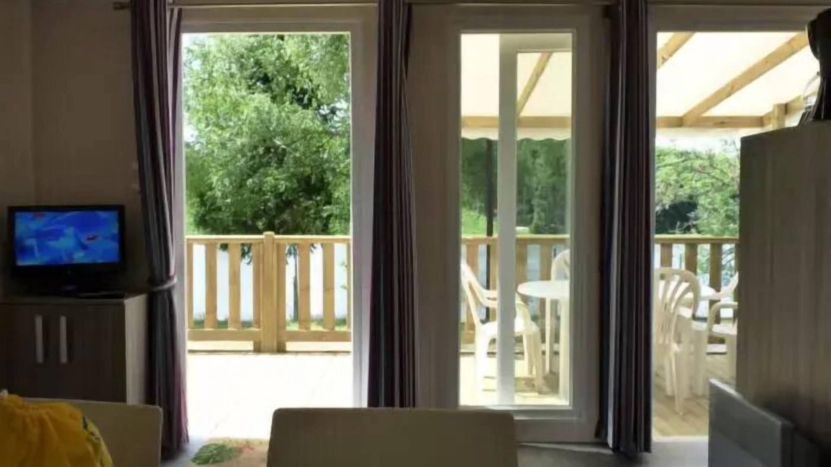 Champagnac-le-Vieux House | Campsite La Chanterelle* - Mobile Home Riviéra 3 rooms 4 people