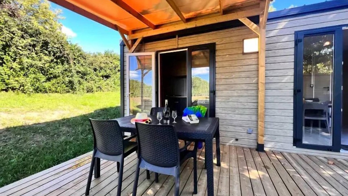 Fleurie House | Campsite La Grappe Fleurie * - Cottage Loggia Premium 4 persons