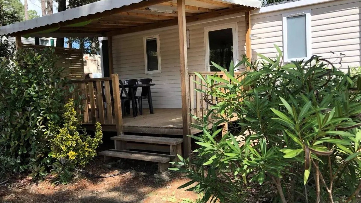 Bollene House | Campsite La Simioune in Provence * - Mobile home VENTOUX - 2 bedrooms + TV (2 adults + 2 children) 2 to 4 people - 2 pers. included in the tariff