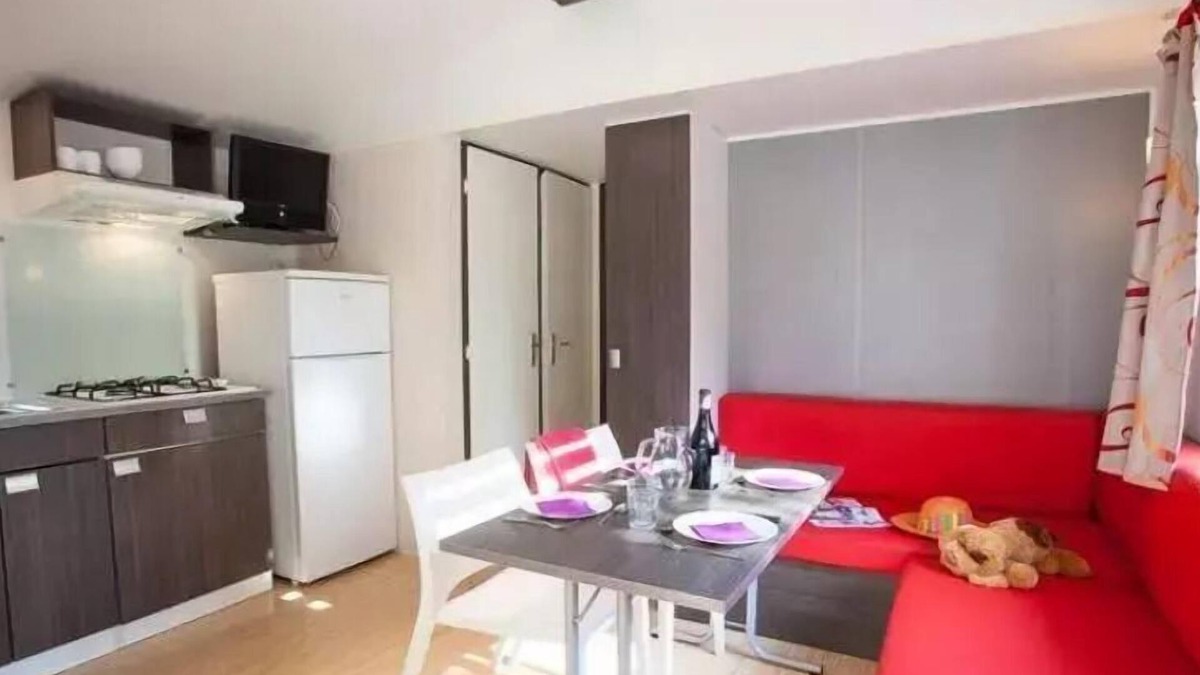 Moncrabeau House | Campsite Le Mouliat * - Mobile home 2 bedrooms O'hara 26m2, integrated outdoor terrace 4 people