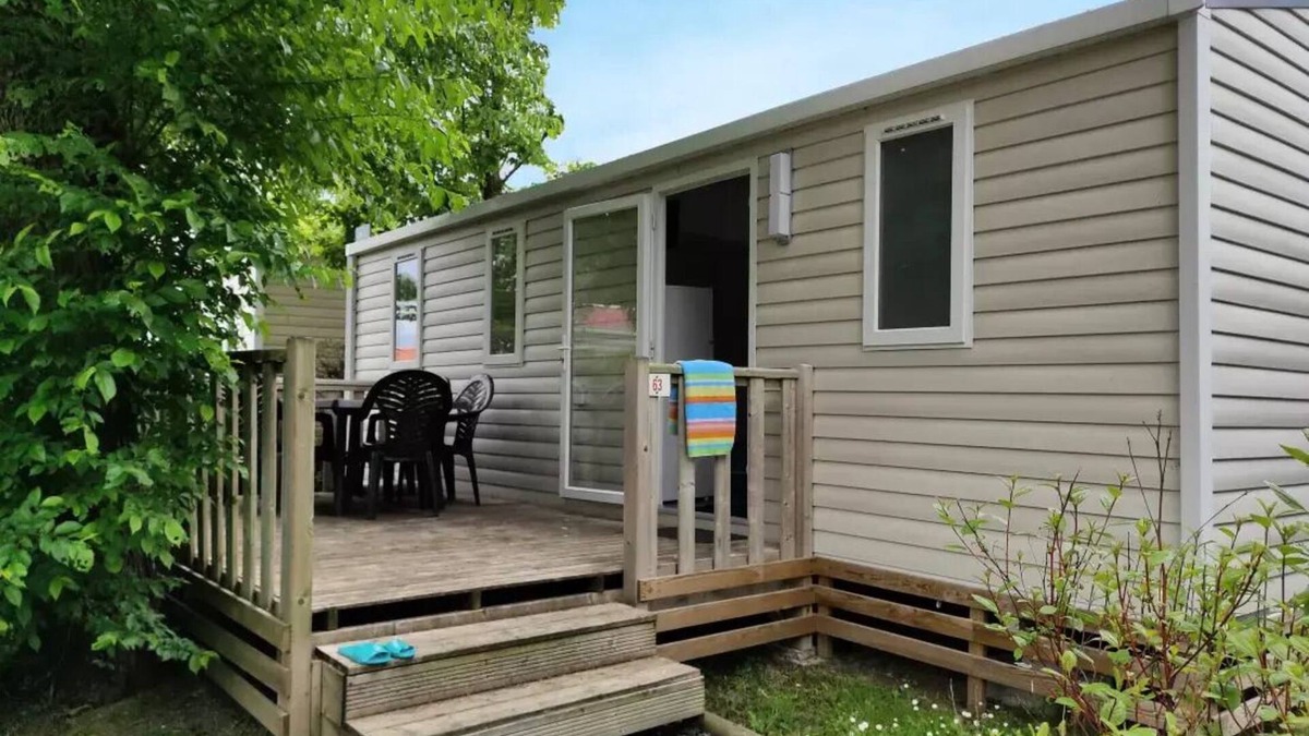 Saint-Laurent-sur-Sevre House | Campsite Le Rouge Gorge* * - MOBILE HOUSE 30m2 (3 bedrooms) ECO 6 persons