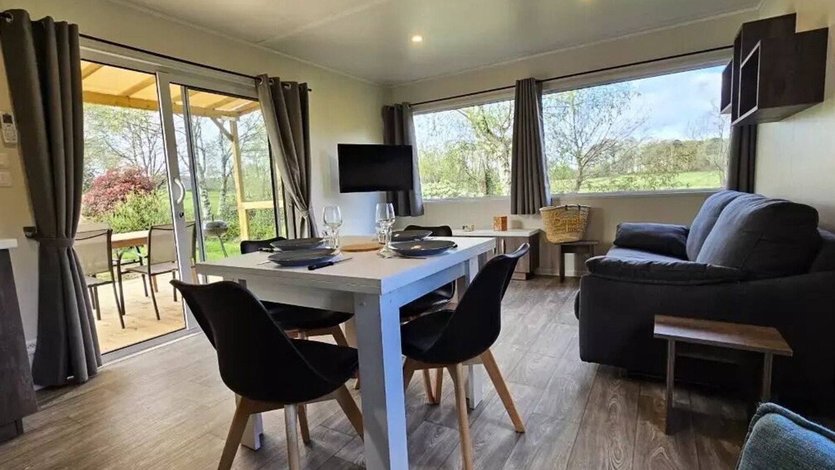 Caro House | Campsite maeva Respire Domaine de Kervallon * - Mobile Home Sweet 3 Rooms 4 People Air Conditioned + TV