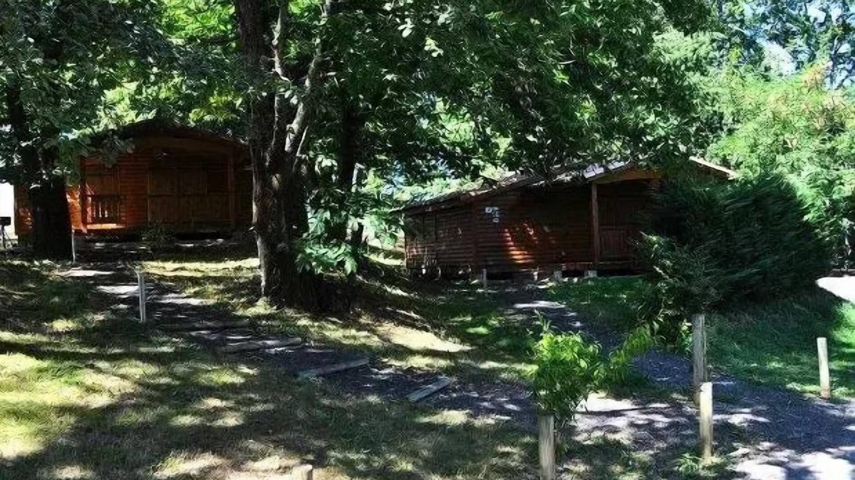 Montrejeau Ski Chalet | Campsite Midi Pyrenees * - Chalet 2 bedrooms 5 people