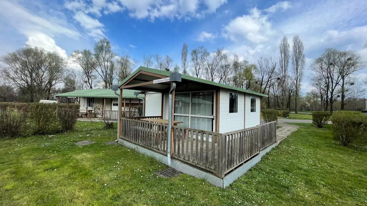Vaivre-et-Montoille House | Campsite Seasonova Vesoul * - HLL 1 PMR ROOM - 3 people 3 people