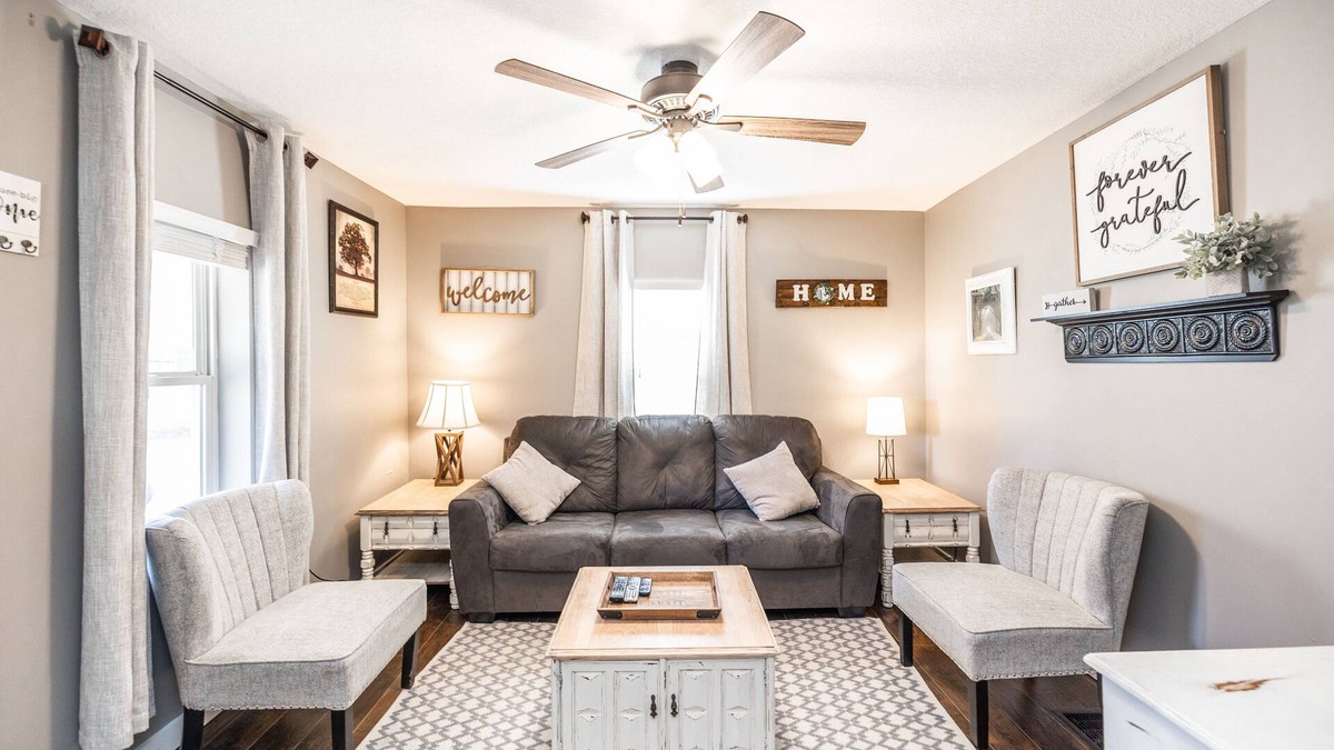 Balfour House | Camryn's Cottage