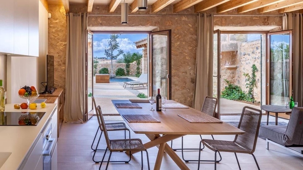 Consell Ski Chalet | Can Cunso 18 | Great design holiday home with pool | Garden, Bbq, AirCon, Wifi