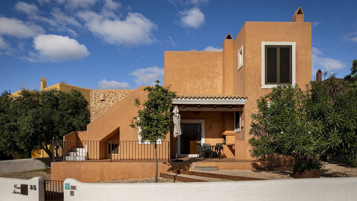 Sant Francesc Xavier Villa | CAN NOVES- Magnificent newly built villa, central and well equipped