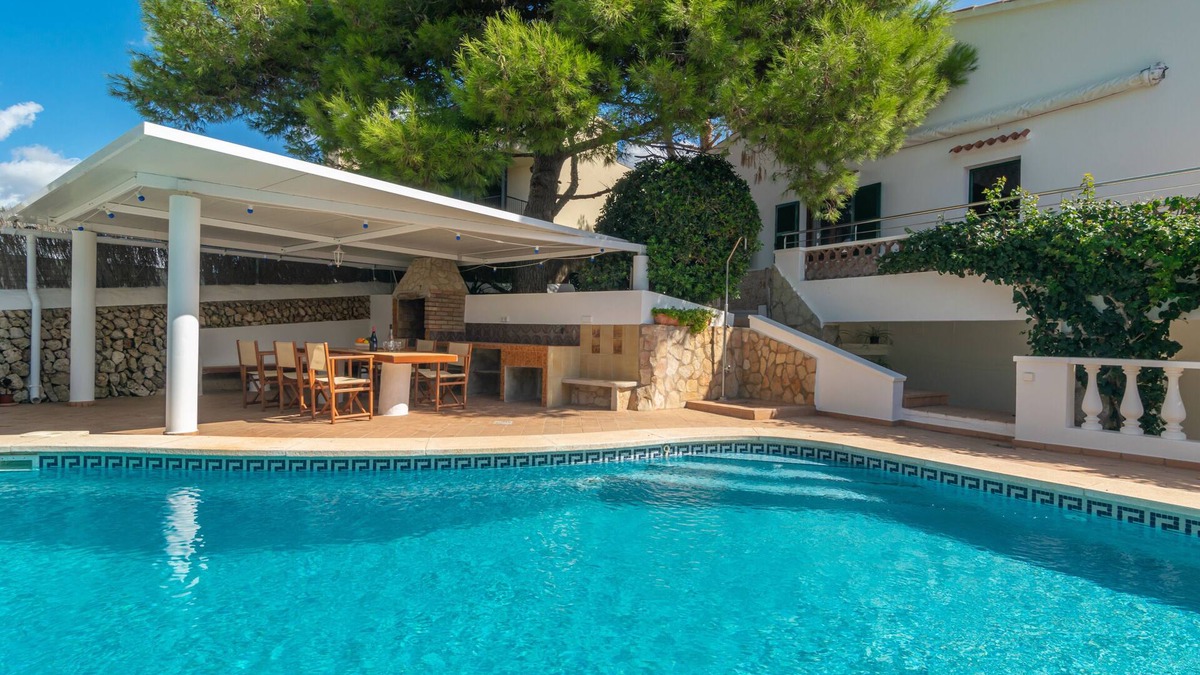 Es Canutells Villa | CAN JAUME 6 - Villa very close to the sea, with private pool and free WiFi.