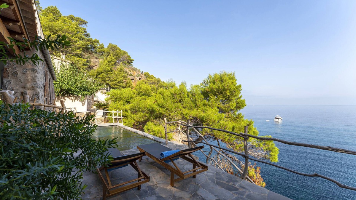 Deia Cottage | Can Na Julietta, house with private infinity pool and direct access to the sea.