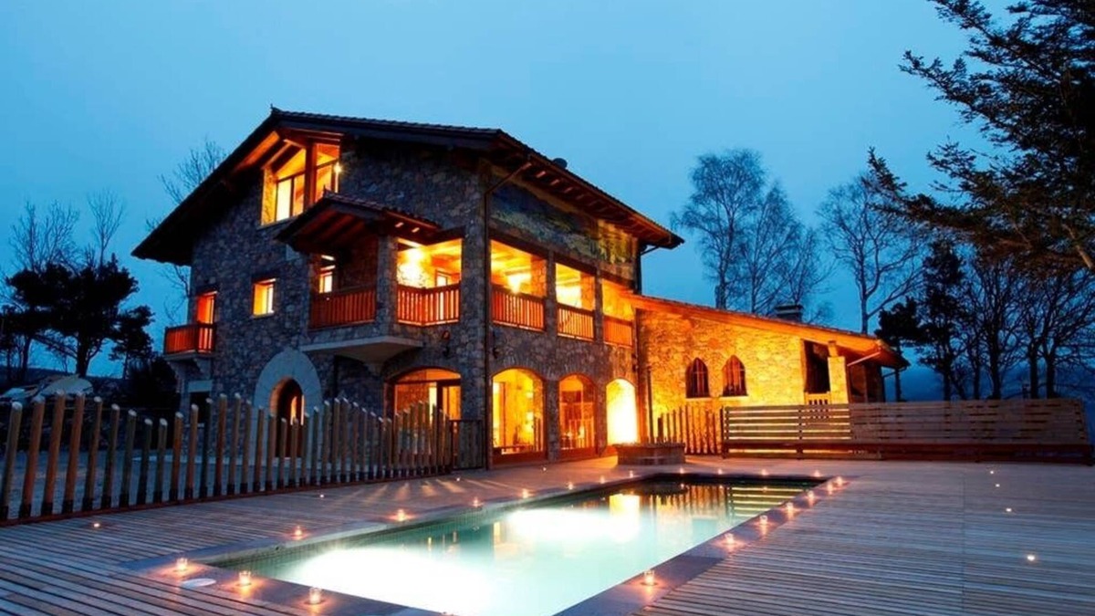 Mollo Ski Chalet | Can Pletis Chalet in the Pyrenees