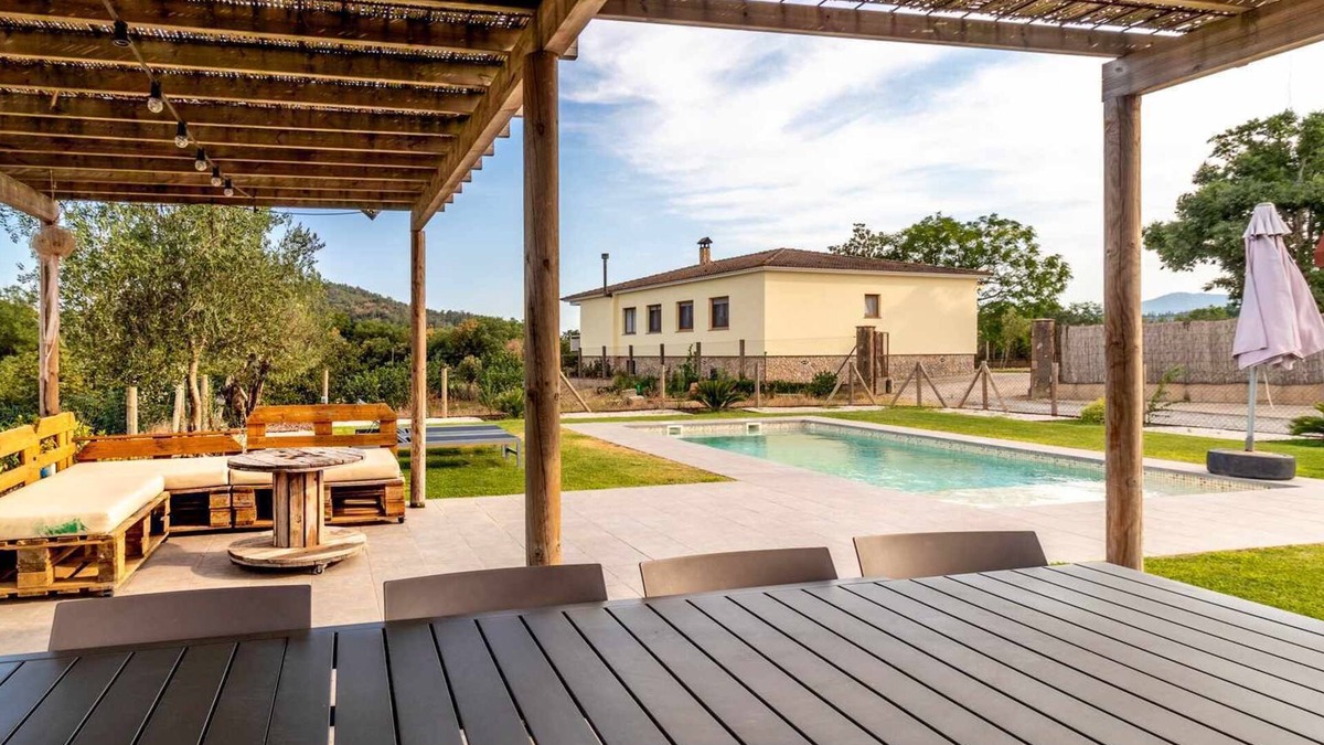 Brunyola House | Can Pons De Dalt - House in the country with pool