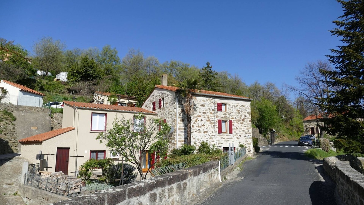Taulis House | Can Stick, the calm between sea and mountain