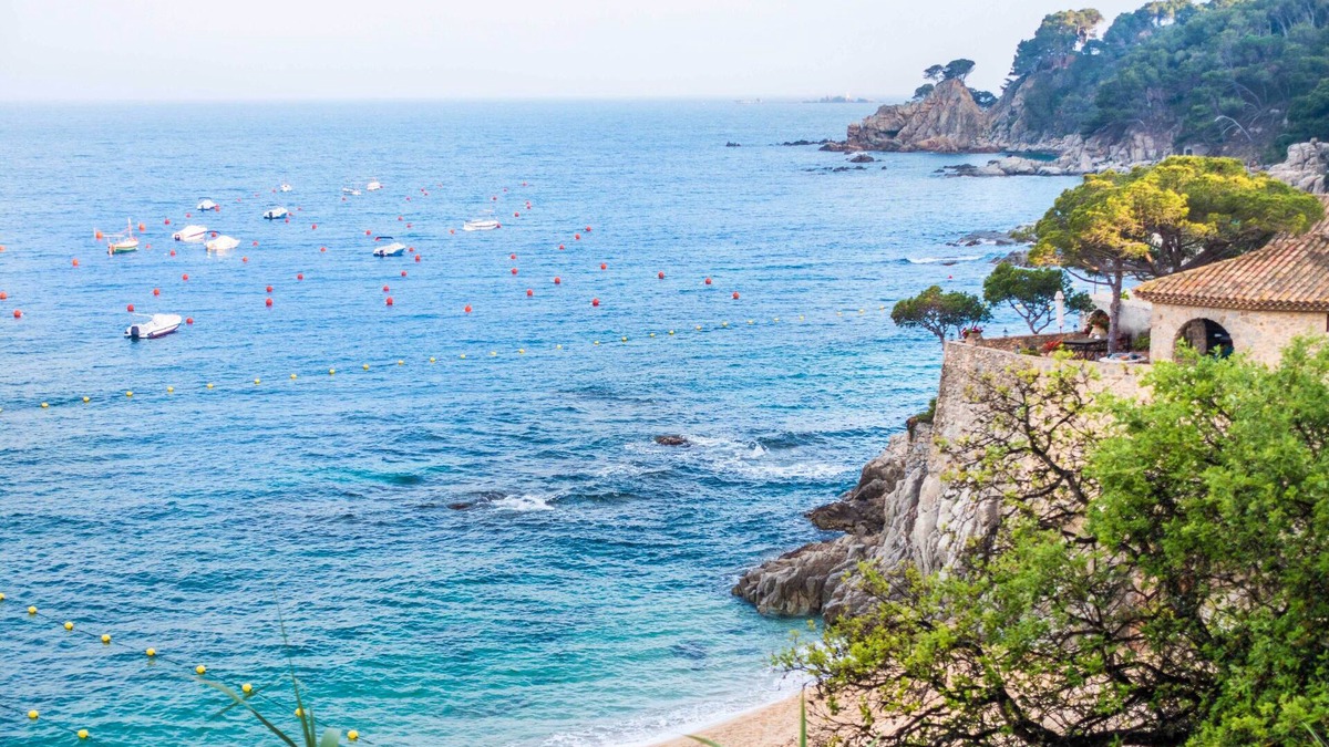 Palafrugell Apartment | CAN TARONGETA 2-3 Modern and charming apartment close to the beach