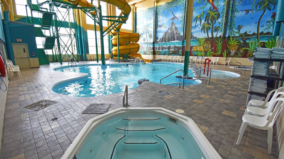 Brandon Hotel | Canad Inns Destination Centre Brandon