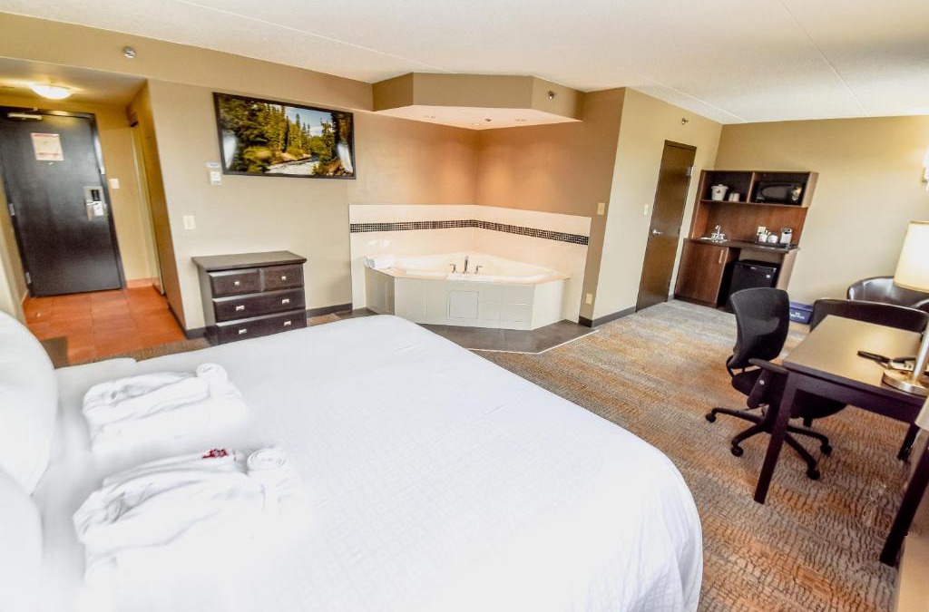 Winnipeg Hotel | Canad Inns Destination Centre Polo Park