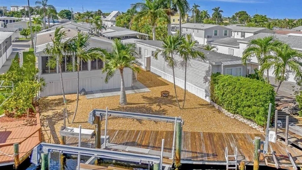 Fort Myers Beach House | Canal front home With Dock