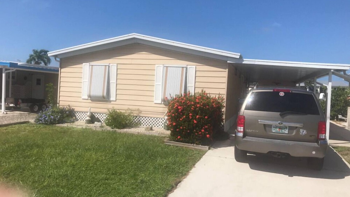 Saint James City House | Canal Front Home , direct Gulf access with lanai and dock
