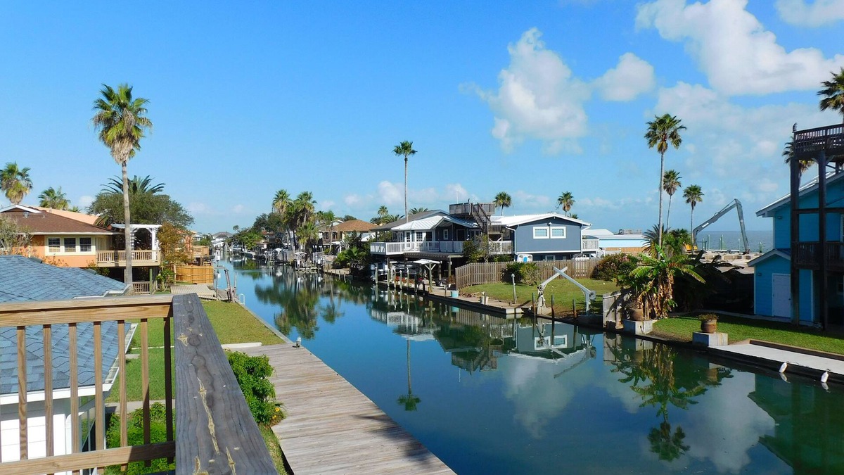 Key Allegro House | Canal Views W/Boat Slip on Key Allegro! Spacious and Cozy! New!