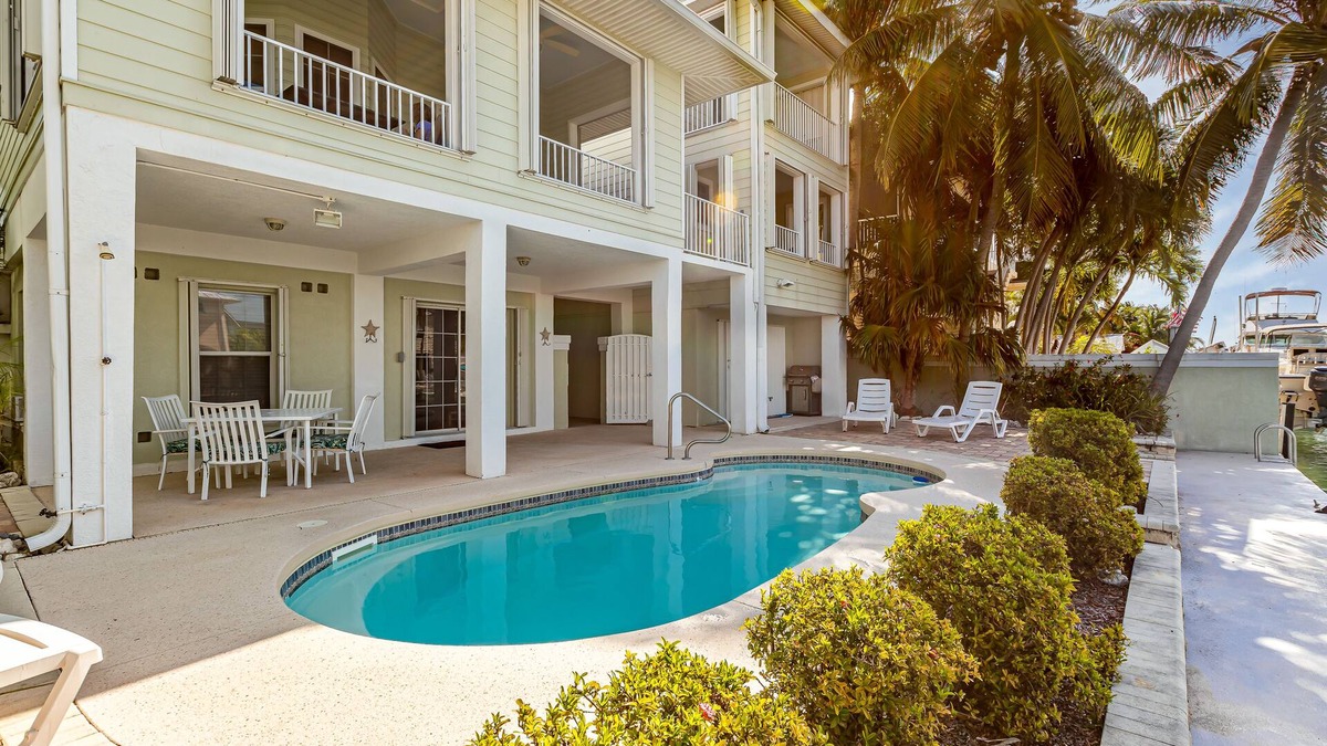 Summerland Key House | Canalfront house with private pool, WiFi, private washer/dryer, and central AC
