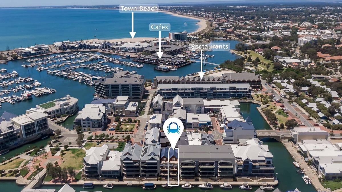 Mandurah Villa | Canalside family-friendly 5BR bedroom villa in the heart of Mandurah