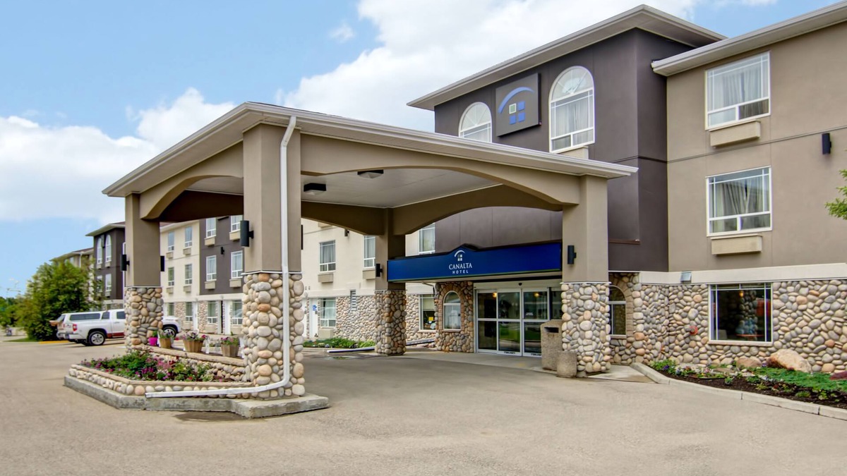 Rocky Mountain House Hotel | Canalta Rocky Mountain House