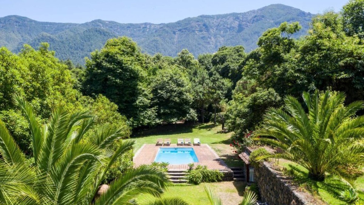 La Orotava House | Canarian house with pool, barbecue, wifi, netflix