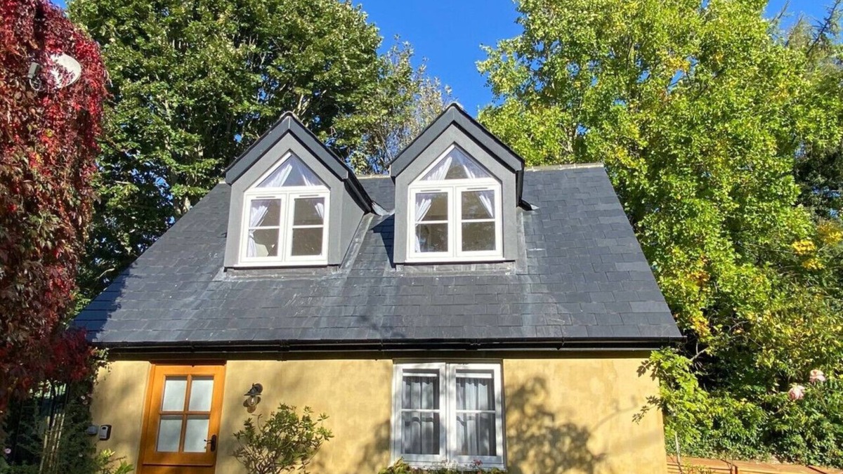 Lower Heyford House | Candlewick Cottage - One Bedroom House, Sleeps 2