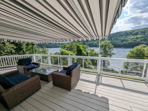 Danbury House | Candlewood Lake -Family Getaway, Lakefront 3775 sqft Home