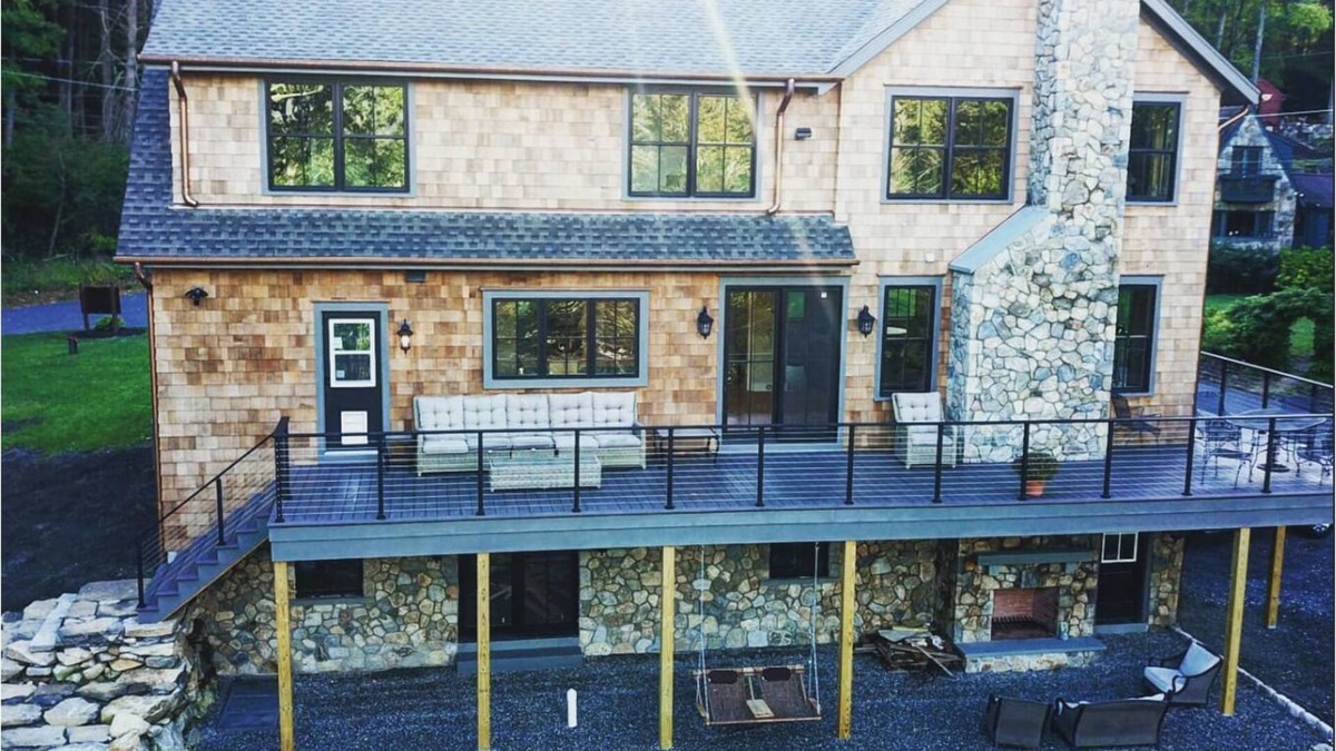 New Milford House | Candlewood Lake Front with Dock,Chef's Kitchen. Sleeps 12n
