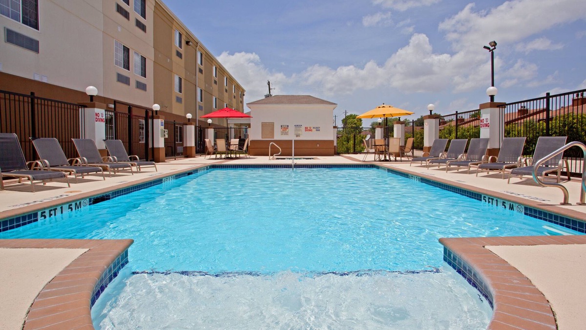 Westchase Hotel | Candlewood Suites Houston Westchase/Westheimer. by IHG