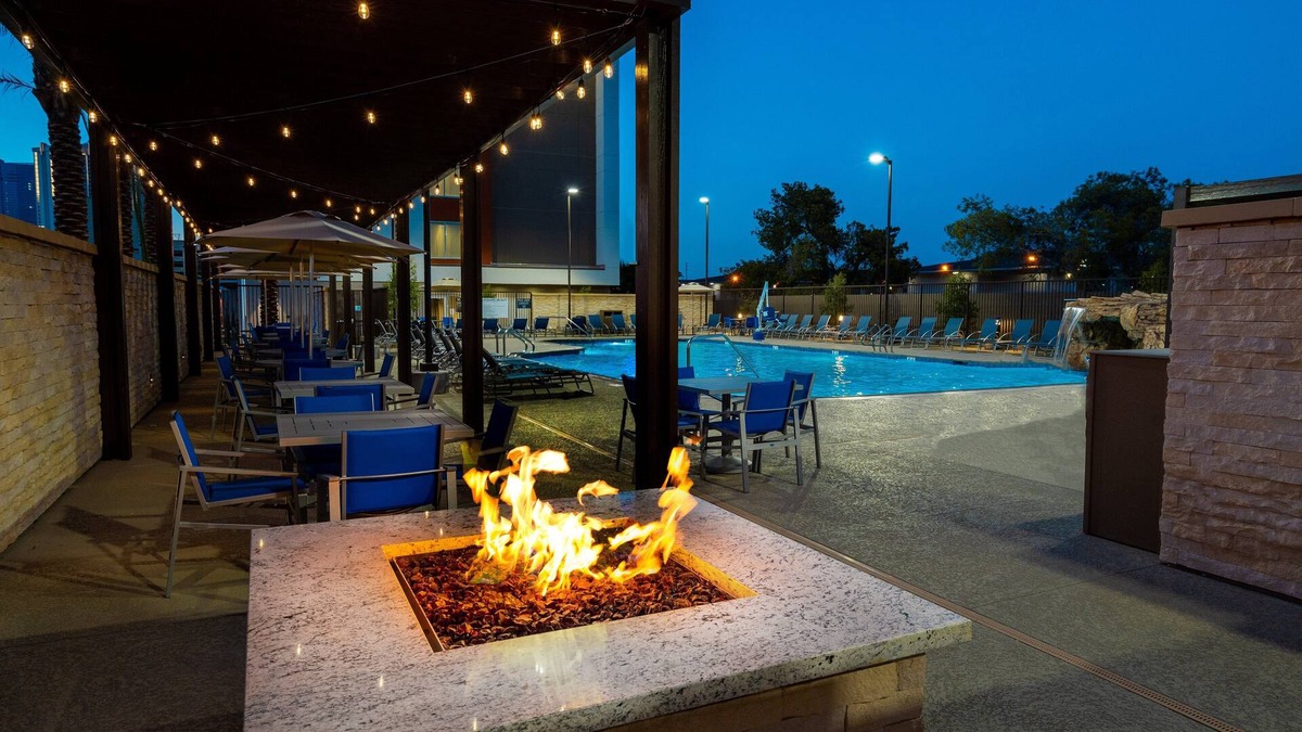 Las Vegas Hotel | Candlewood Suites Las Vegas - E Tropicana by IHG
