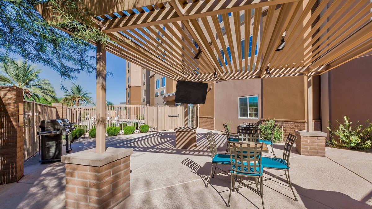 Riverside Crossing Hotel | Candlewood Suites Tucson by IHG