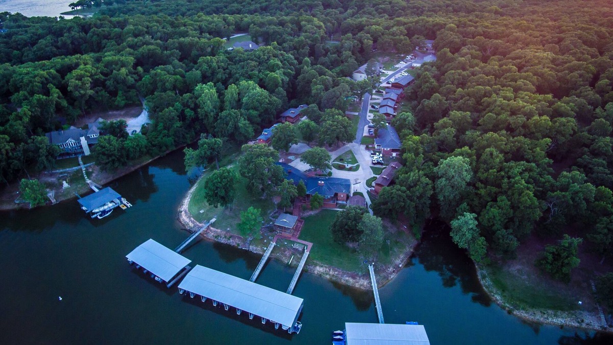 Grove Cabin | Candlewyck Cove Resort