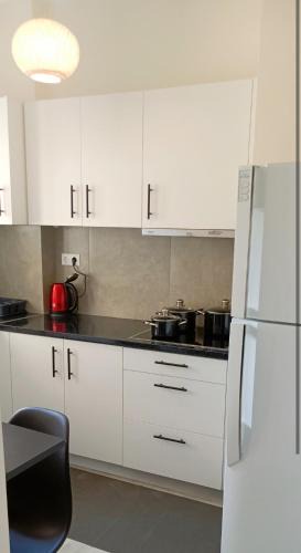 Amarousion Apartment | Candy Studio Marousi