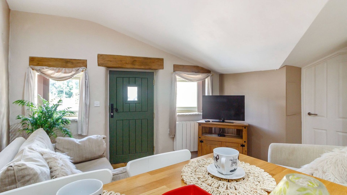 Blackmill Cottage | Caner Bach Lodge