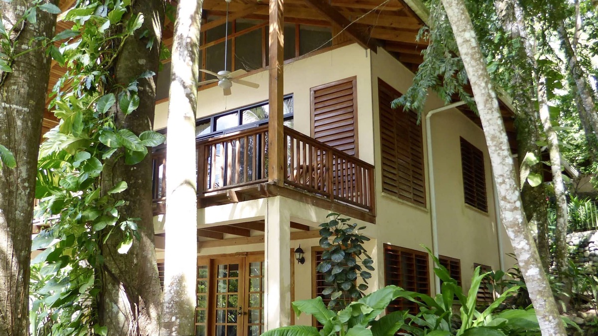 El Naranjo Villa | Cangrejal River Lodge in Pico Bonito, on Rio Cangrejal, Pool