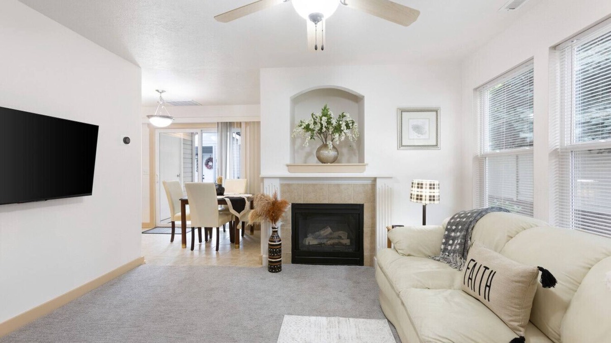 Southwest Ada County Alliance House | Canldewood Loft in Central Boise
