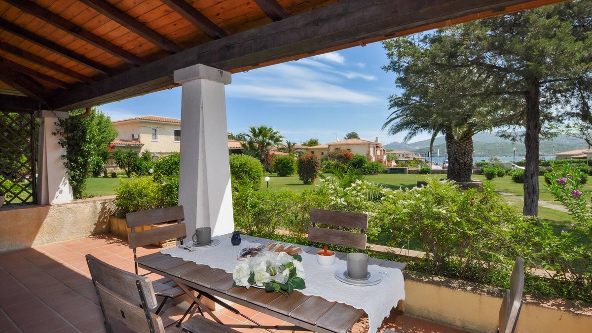 Cannigione Apartment | Cannigione - Villa a stone's throw from the beach