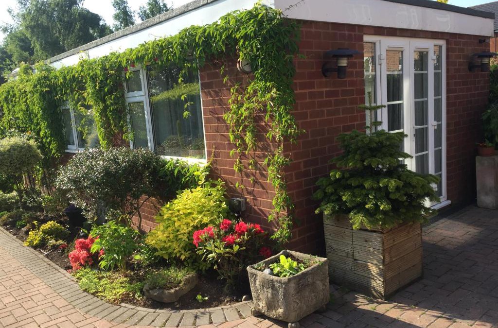 Cannock Apartment | Cannock Chase Guest House Self Catering incl all home amenities & private entrance