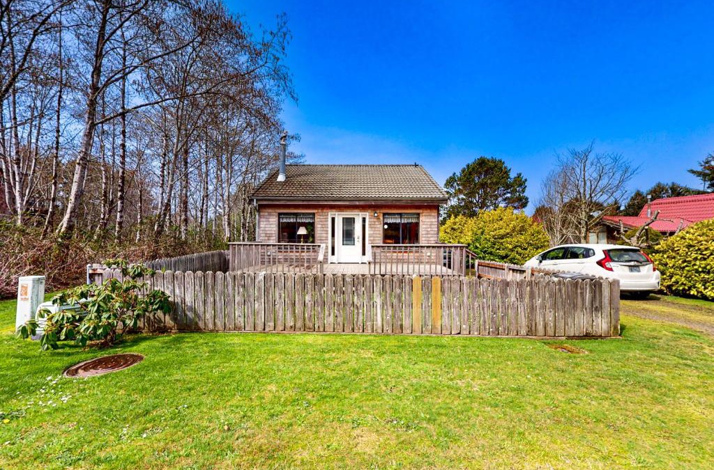 Tolovana Park House | Cannon Beach Cottage