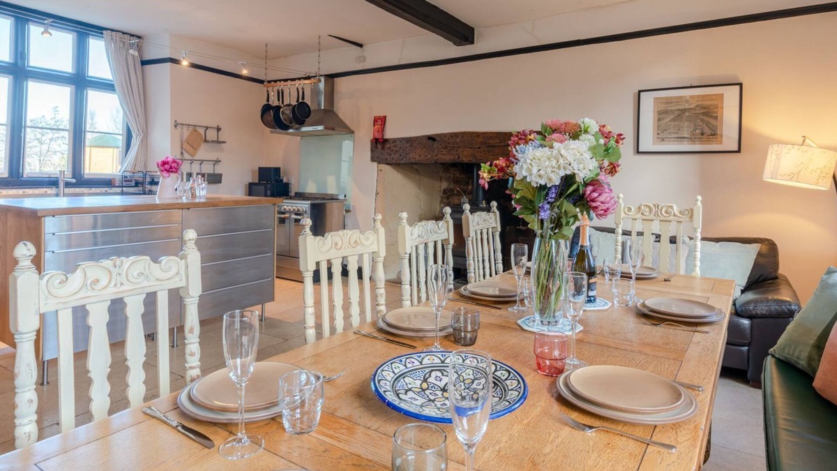 Wotton-under-Edge Cottage | Canons Court Lodge - Wotton-Under-Edge - Dog friendly