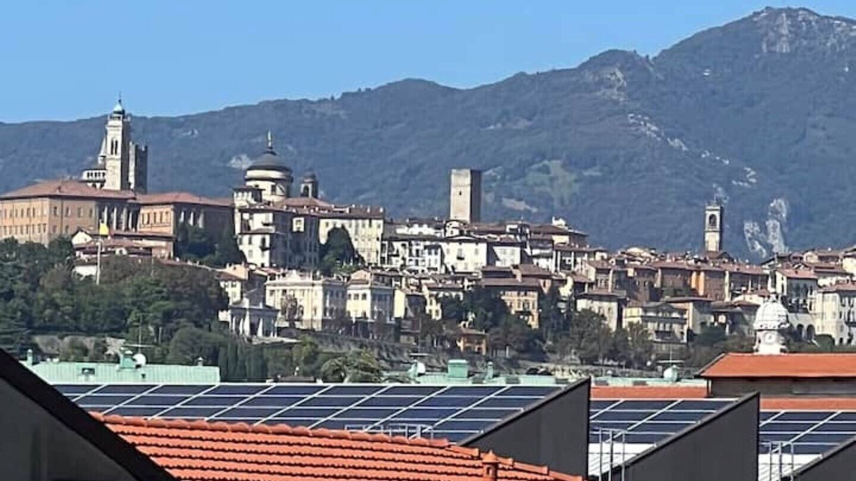 Bergamo Apartment | Canovine 13