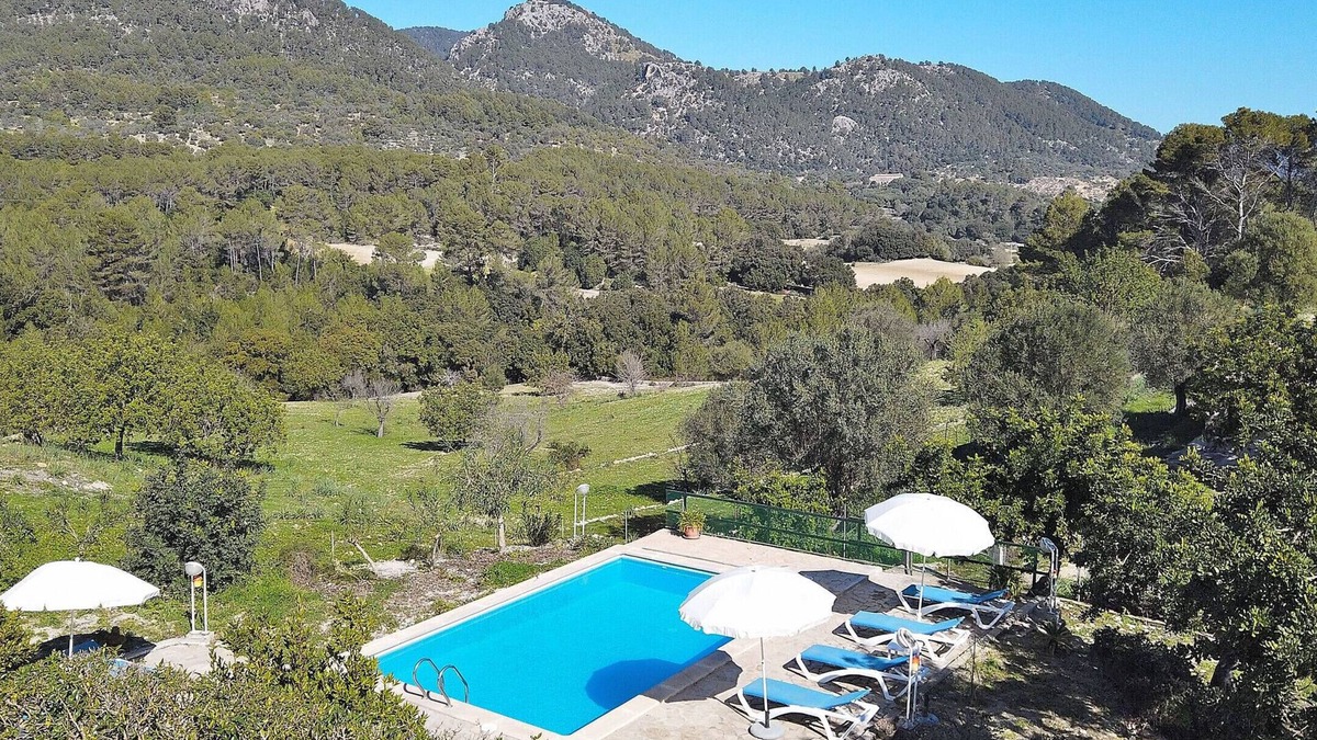 Selva Villa | Cantabou 014 magnificent finca with private pool, large garden, barbecue and air conditioning