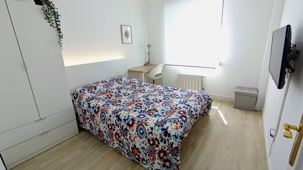 Torrelavega Apartment | Cantabrian Paradise! Modern Flat in Torrelavega