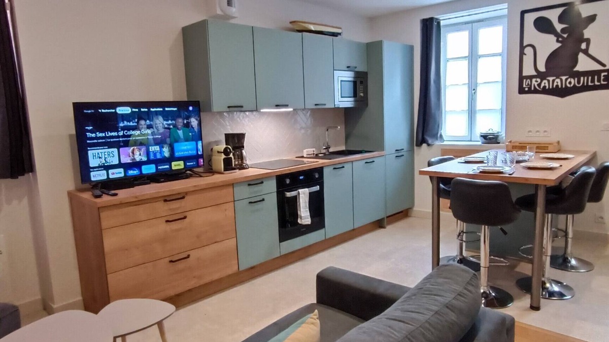Les Sables d'Olonne Ski Chalet | CANTETEAU - Agréable maison chaleureuse et convivi