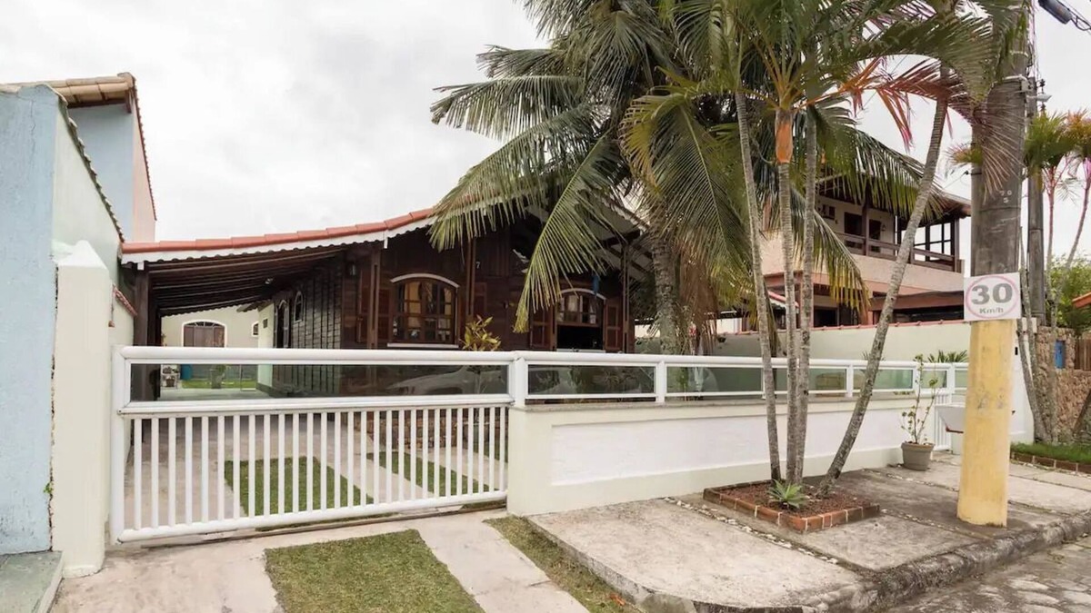 Marica House | Cantinho da Paz, Aceito Pets. Desfrute de um Ambiente Tranquilo e Aconchegante