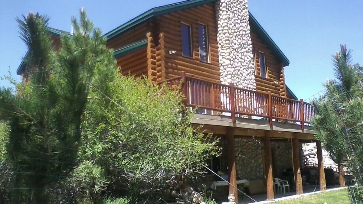 Marysvale Cabin | Canyon Creek Vacation Rental