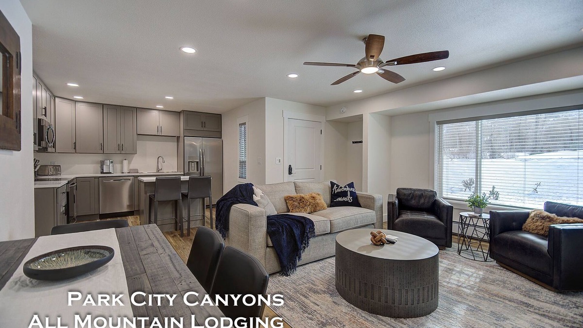 South Snyderville Basin Condo | Canyons View 06: Beautiful 2 Bedroom 2 bath vacation rental. Walk to the Cabriolet Lift