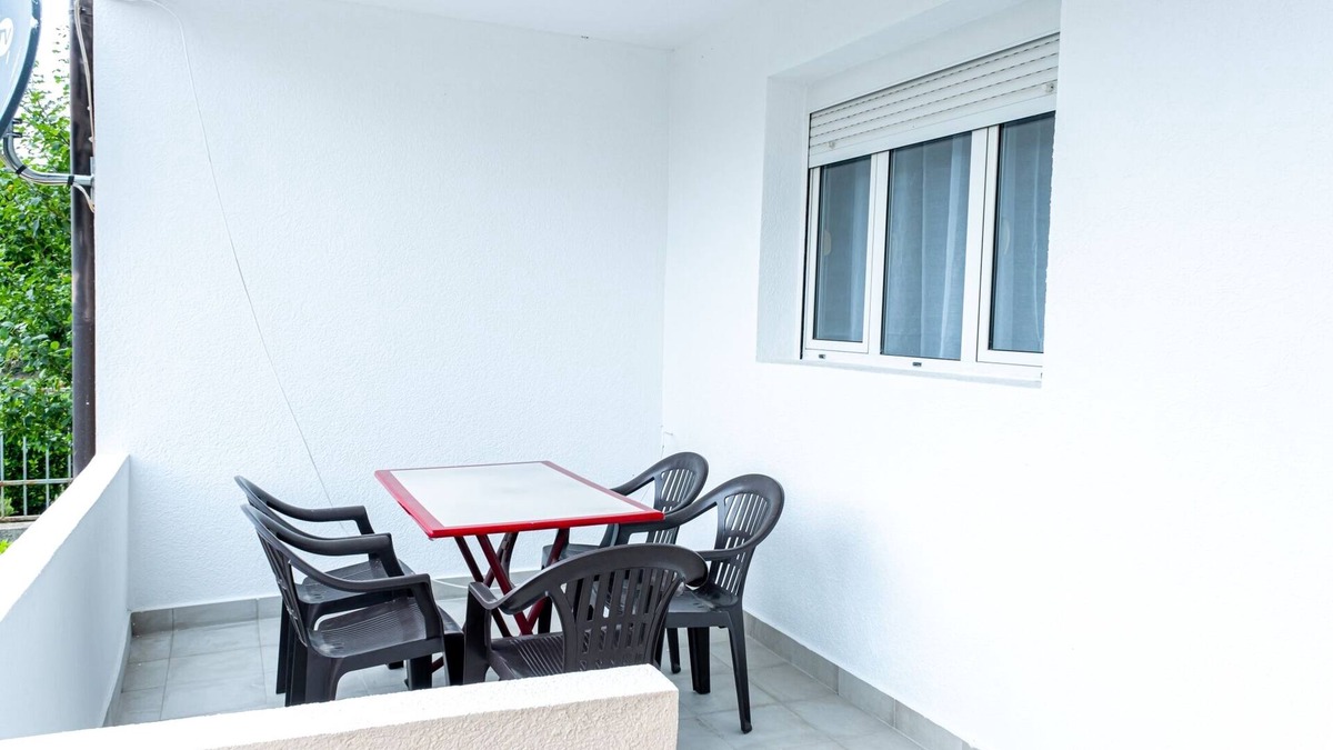 Tivat Apartment | Capacious Flat Near Porto Montenegro in Tivat